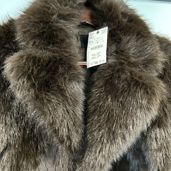 Zara Black Teddy Jacket. Brown lovely, cuddly, teddy jacket. - Picture 5 of 11